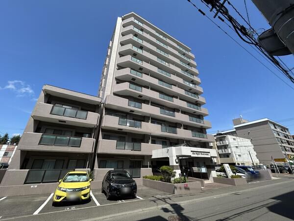 【リラハイツ幌平橋】外観1