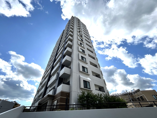 【クレアシティ宮の沢ライブズ】外観