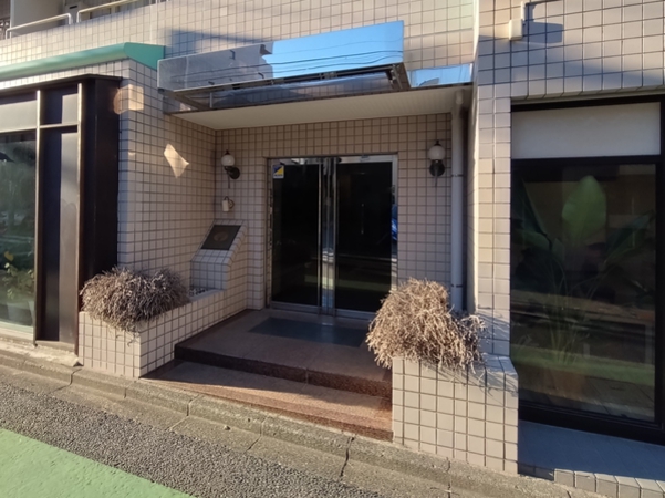 【ヴィルフロレアル】エントランス
