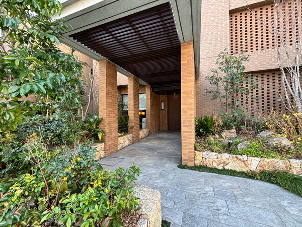 【グランドメゾン上本町THE CLASS】エントランス 【グランドメゾン上本町THE CLASS】エントランス