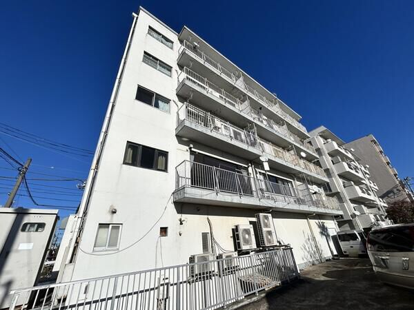 【モブラーノモトビル】外観