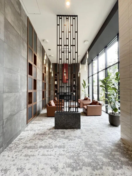 【エクセレントシティ本厚木駅前】エントランス