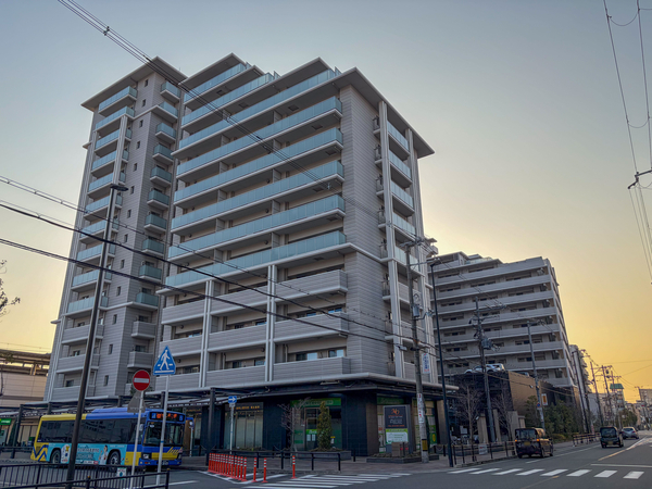 【ローレルスクエア東花園】外観