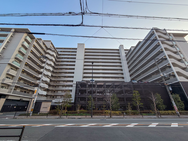 【ローレルスクエア東花園】外観