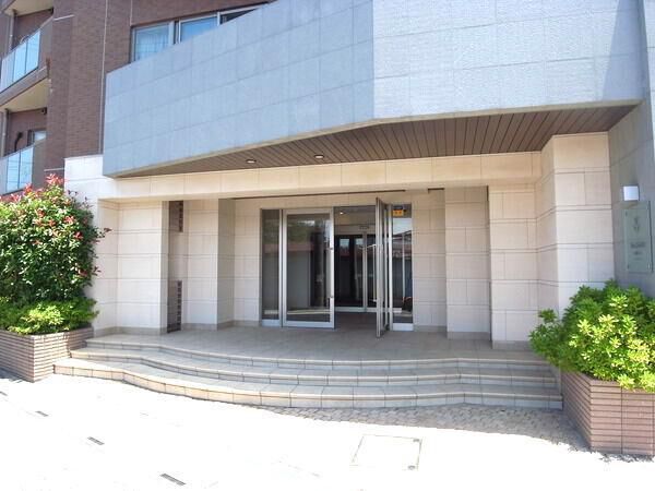 【ミオカステーロ大宮】エントランス 【ミオカステーロ大宮】エントランス