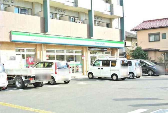 ファミリーマートさいたま大成町1丁目店 約170m ファミリーマートさいたま大成町1丁目店 約170m