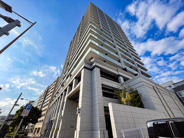 【ワコーレザ・神戸旧居留地レジデンスタワー】外観