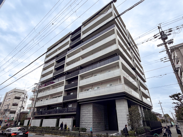 【ローレルコート茨木舟木町】外観