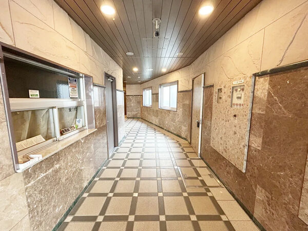 【ハイツ下赤塚】エントランス