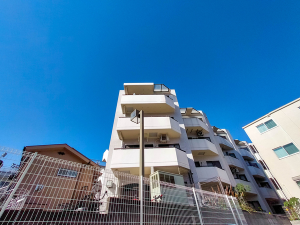 【グレイス根岸】外観