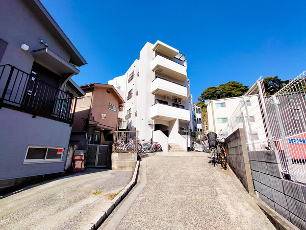 【グレイス根岸】外観 【グレイス根岸】外観