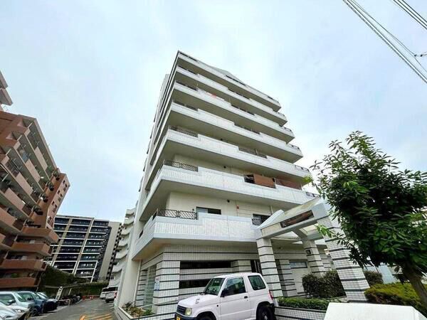 【ダイナコート吉塚】外観2