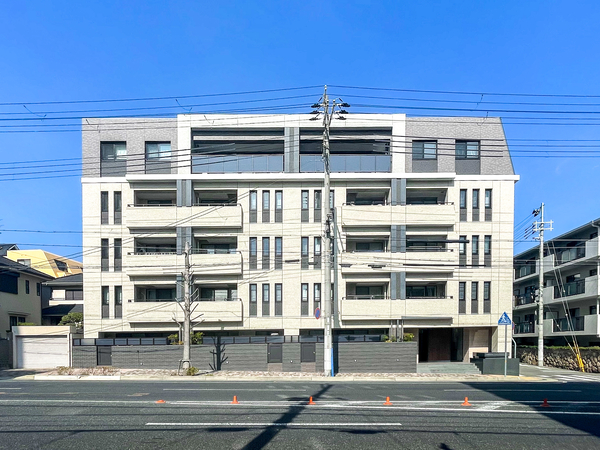 【ワコーレフェリズ西岡本】外観