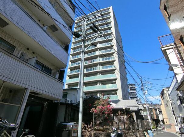 【ライオンズ町屋レリアシティ】外観