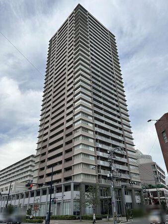 【ザ・広島タワー】外観