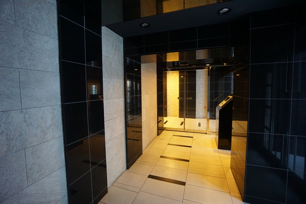 【アクサス品川レジデンス】エントランスホール