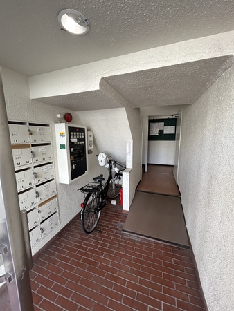 【上大須賀コーポ】エントランス
