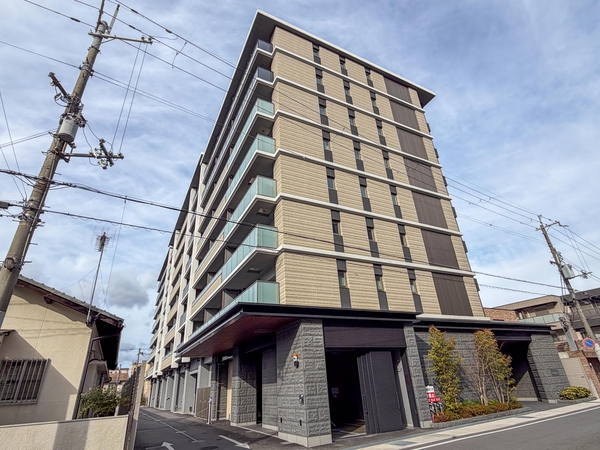 【ローレルコート奈良三条宮前町】外観