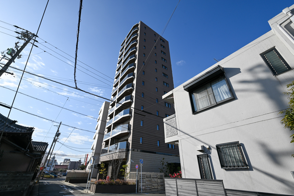 【カルティア八田ステーションフロント】外観