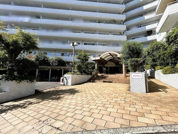 【牛田旭コープマンション】＜アプローチ＞