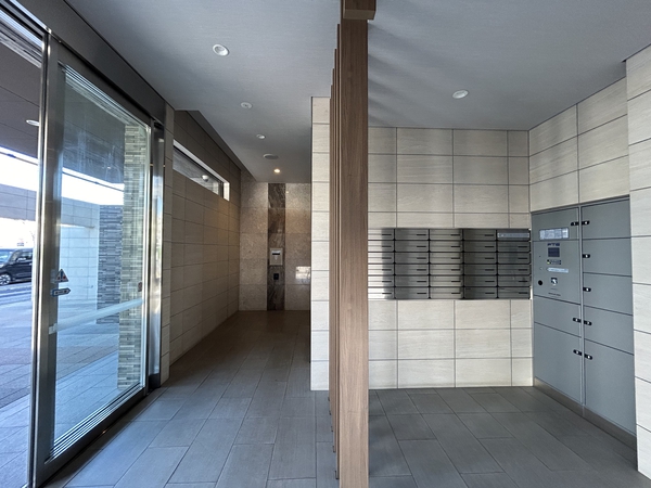 【コンツェルトパーク東霞広大病院前】エントランス 【コンツェルトパーク東霞広大病院前】エントランス