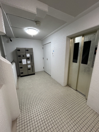 【グランディール光町】エントランス