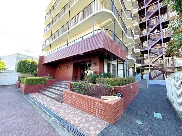 【蓮根サンハイツ】エントランス