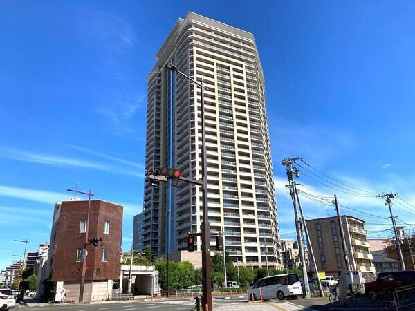 【ライオンズタワー仙台広瀬】外観1