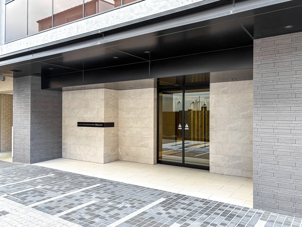 【レ・ジェイド高槻南松原Bright】エントランス 【レ・ジェイド高槻南松原Bright】エントランス