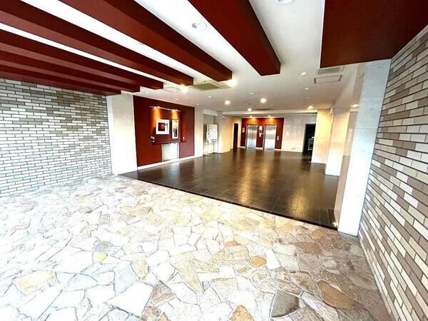 【アクロス箱崎ブライトガーデン】エントランス