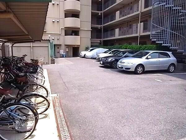 【三国ハイツ】共用部分(駐車場) 【三国ハイツ】共用部分(駐車場)