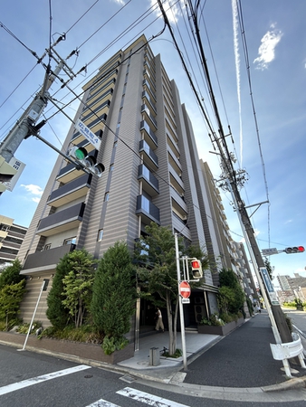【ザ・パークハウス桜山レジデンス】外観