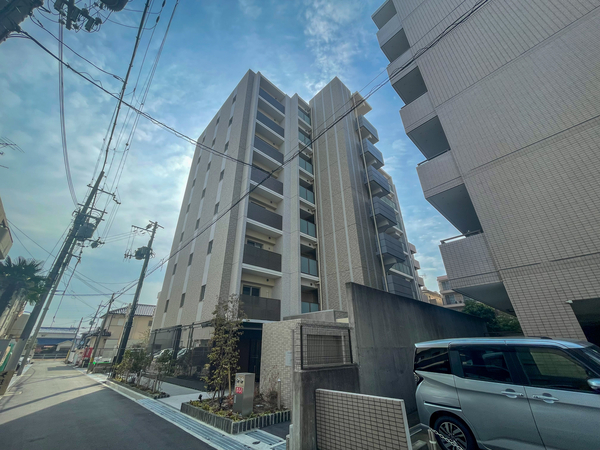 【プレサンスロジェ伊丹西台】外観