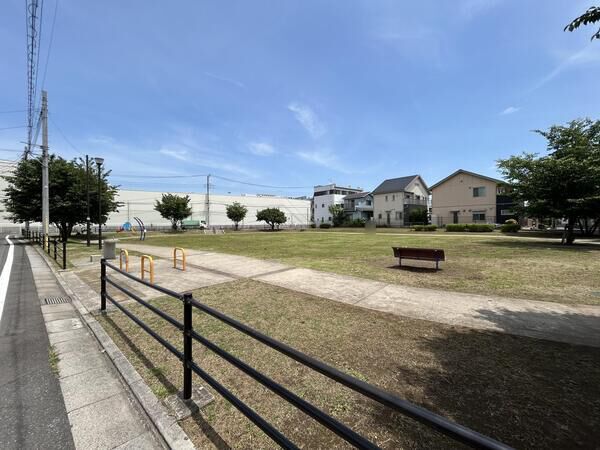 西第一公園　約570m