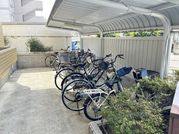【エスポア一宮2】駐輪場 【エスポア一宮2】駐輪場
