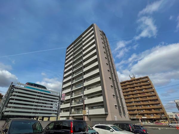 【ファミリアーレ上小田井レジデンス】外観