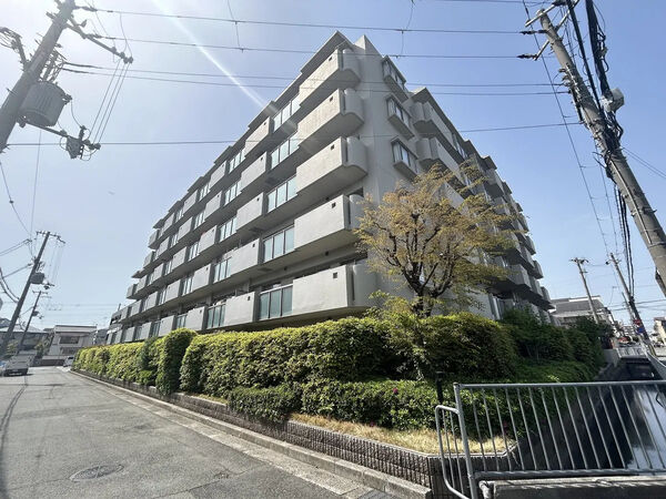 【近松公園アーバンコート】外観 【近松公園アーバンコート】外観