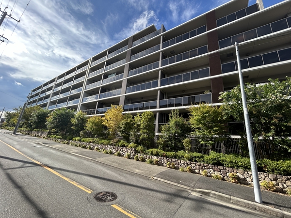 グランドメゾン汐路