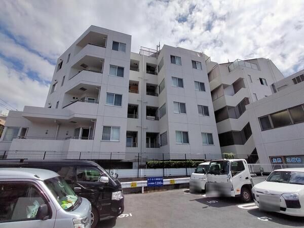 【プラウドジェム世田谷経堂】外観写真