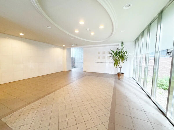 【藤和シティホームズ鴨付】弐番館 エントランス1 【藤和シティホームズ鴨付】弐番館 エントランス1