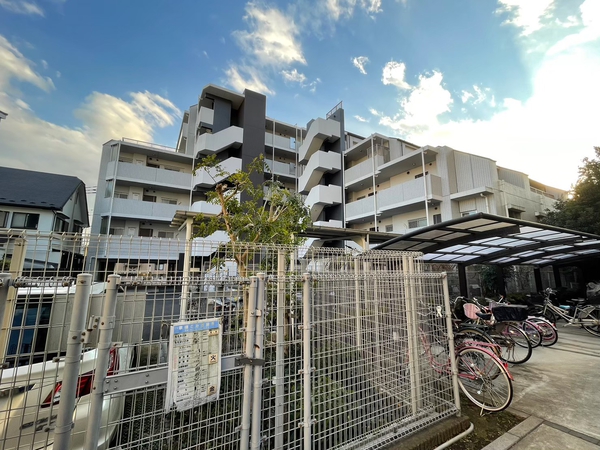 【コンフォルシア大宮北】外観