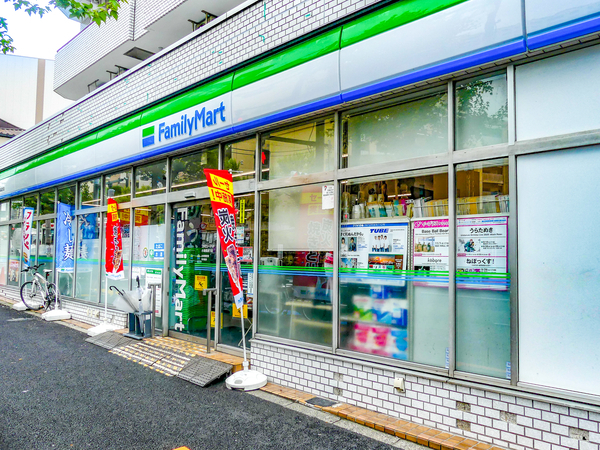 ファミリーマート小滝橋通り店まで約90m(徒歩2分)