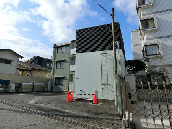 【コスモ稲田堤】外観