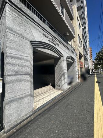 【パラッシオ比治山】エントランス