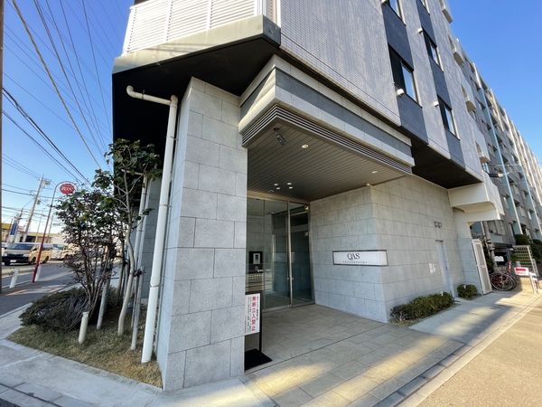 【クオス新横浜】エントランス