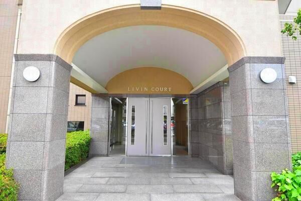 【リビンコート問屋町】エントランス