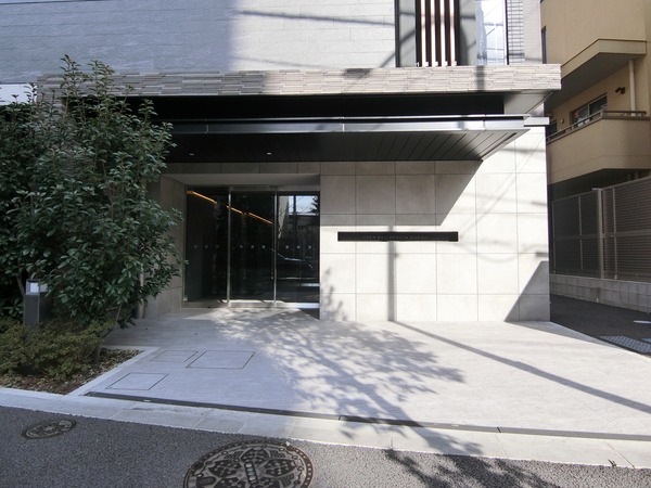 【オープンレジデンシア高円寺】エントランス