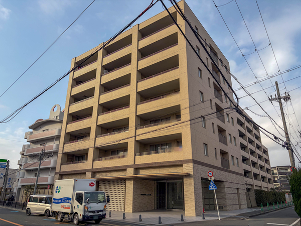 【ローレルコート茨木総持寺】外観 【ローレルコート茨木総持寺】外観