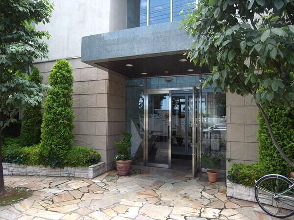 【ファミリーフィールズ大宮】エントランス