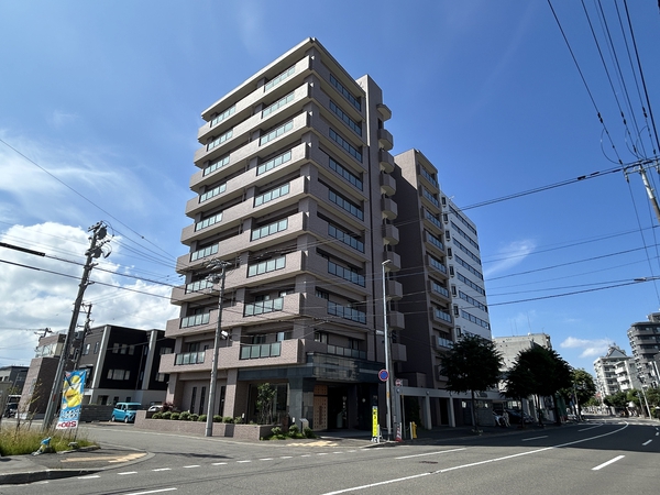 【ネオシティ愛中の島館】外観1